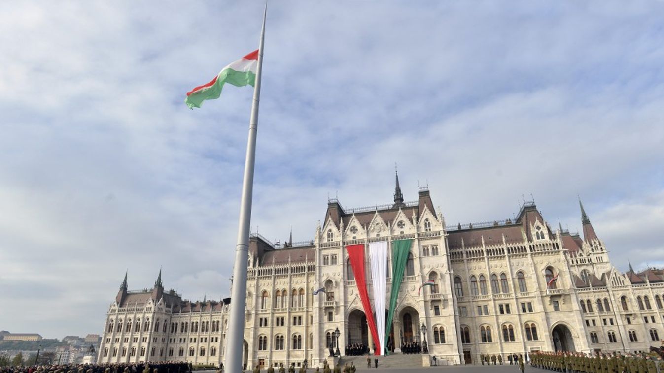 Több mint hatezer diák utazik ünnepelni