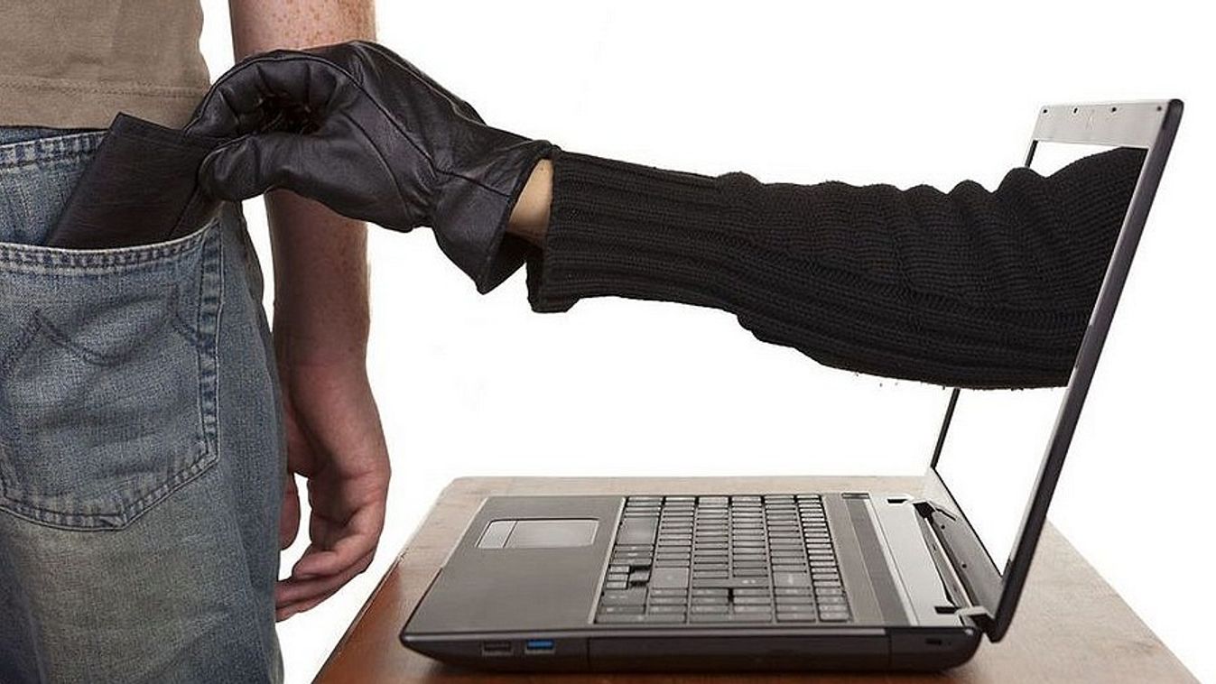 A home office tömegeket hajt az internetes csalók karjaiba
