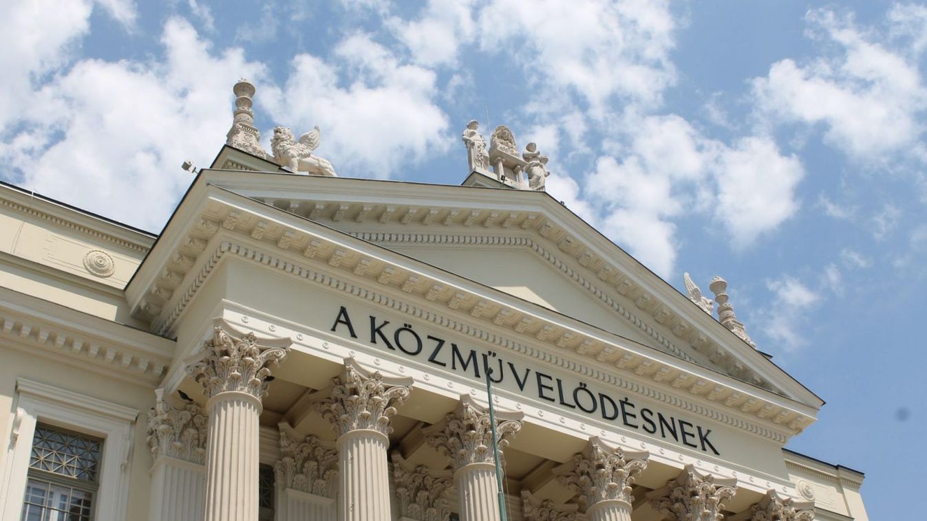 Hamarosan nyit a megújult Móra Ferenc Múzeum