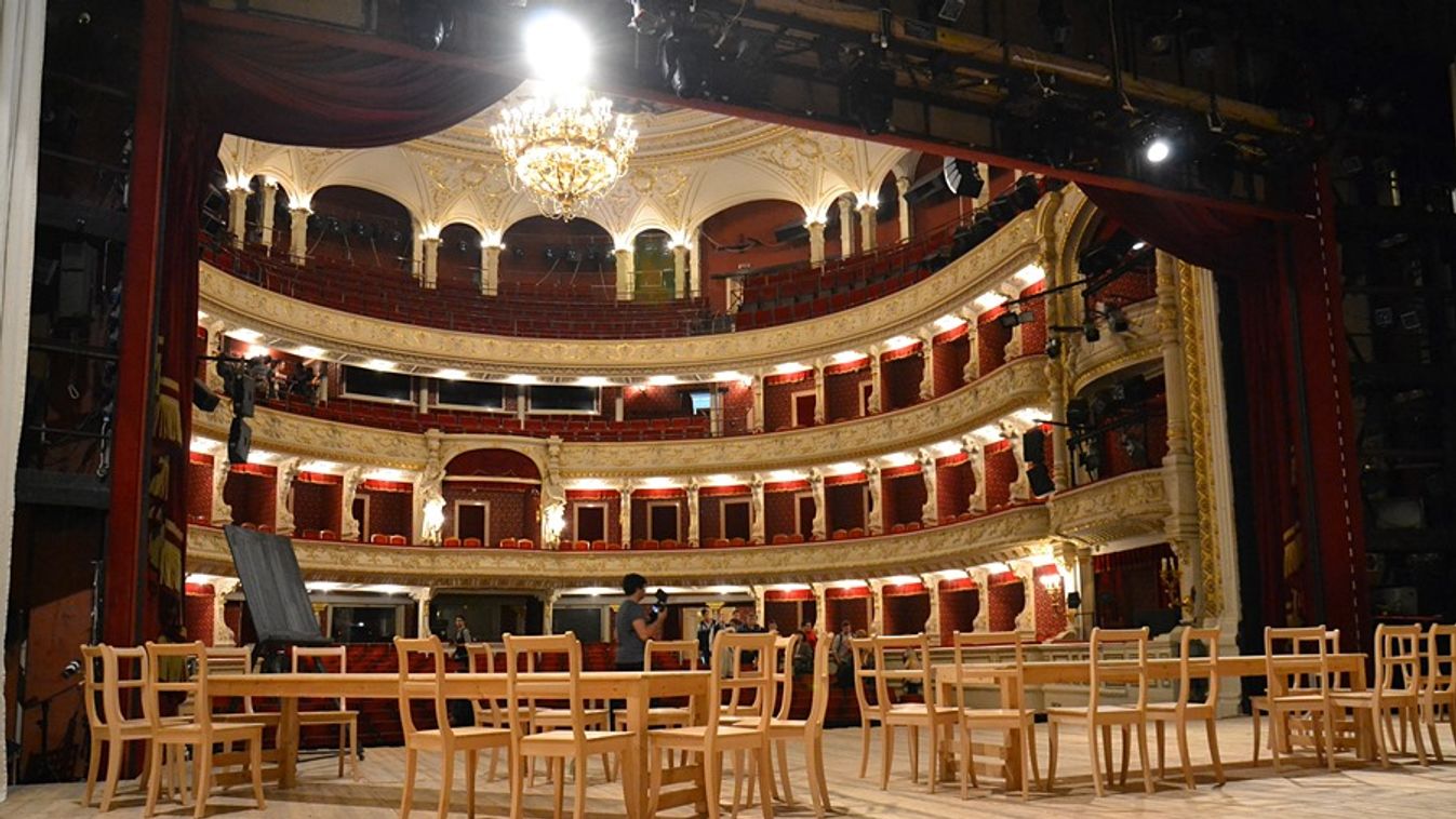 Színházi nyílt napot tartanak Szegeden