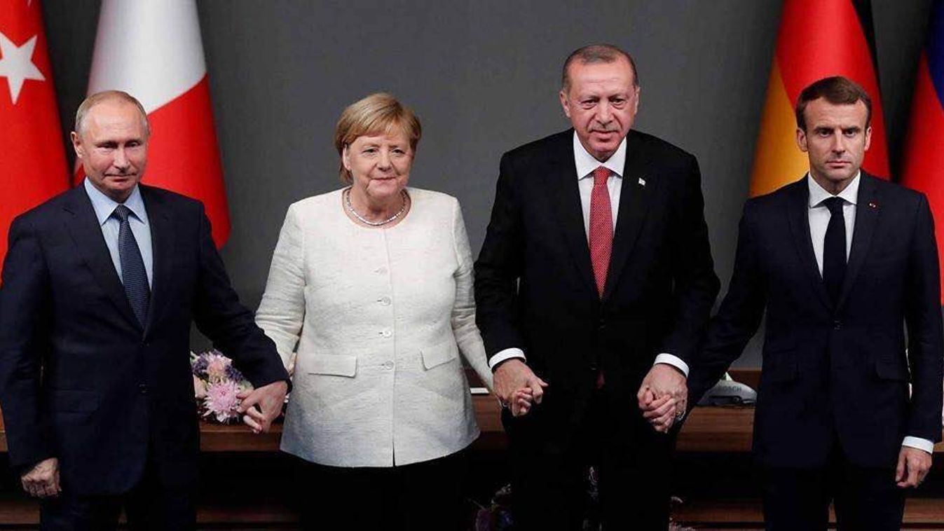Kézenfogta Merkel és Macron Putyint és Erdogant