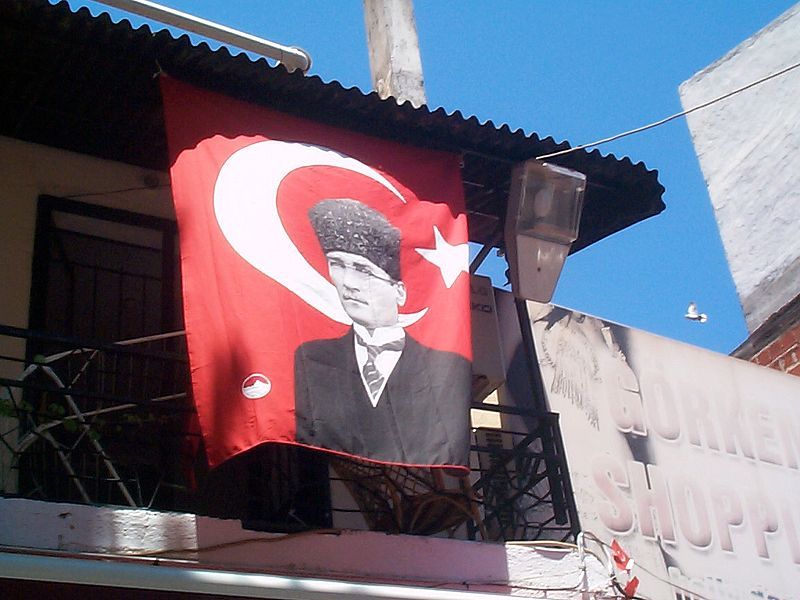 Atatürk_plakat