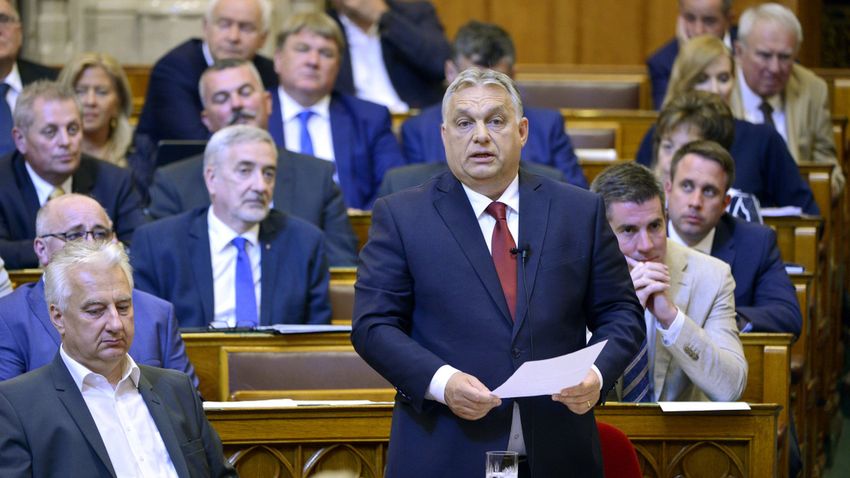 Orbán Viktor: a kormány vállalása, hogy az év végére az infláció egy számjegyű lesz