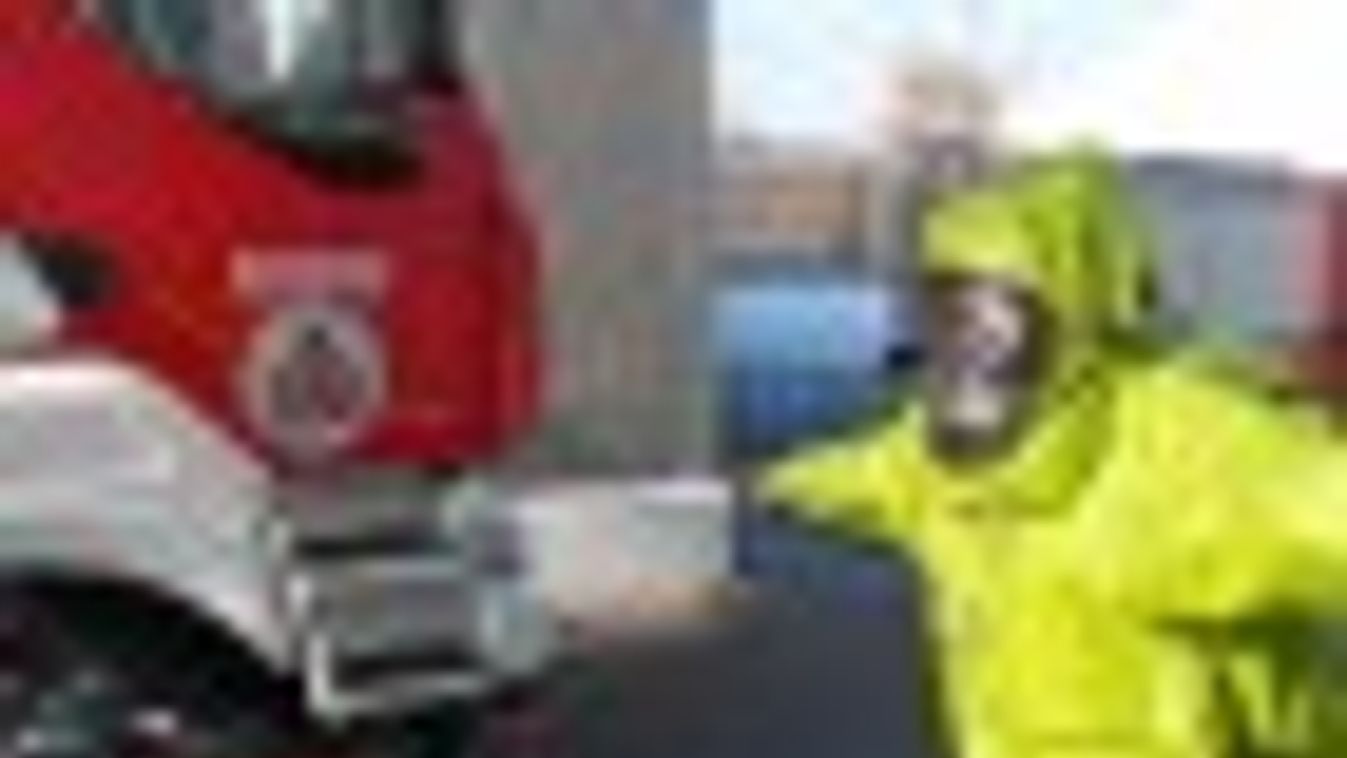 Ömlött az ammónia – szerencsére csak virtuálisan + FOTÓK
