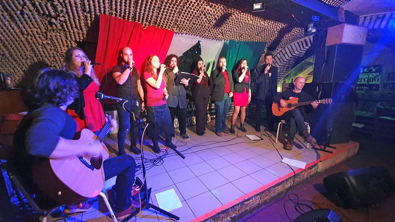 250 tábla csoki gyűlt össze a CityRocks karácsonyi koncertjén