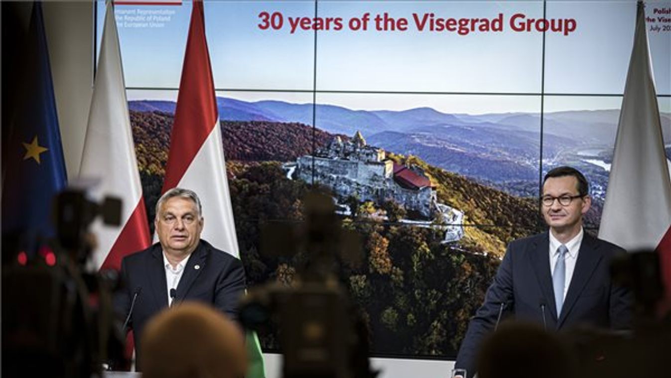 Orbán: Magyarország és Lengyelország megvédte nemzeti büszkeségét