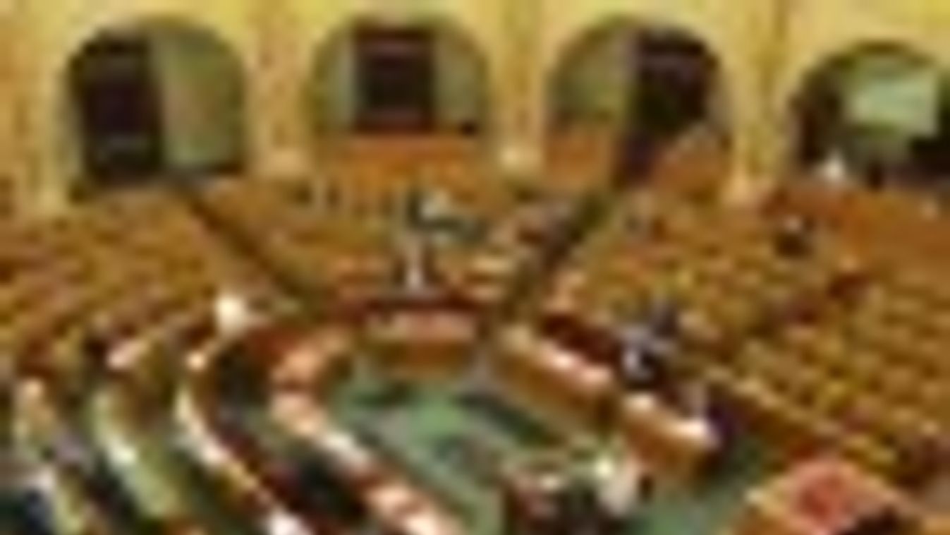 A tavalyi költségvetés zárszámadásáról tárgyalnak a képviselők a parlamentben