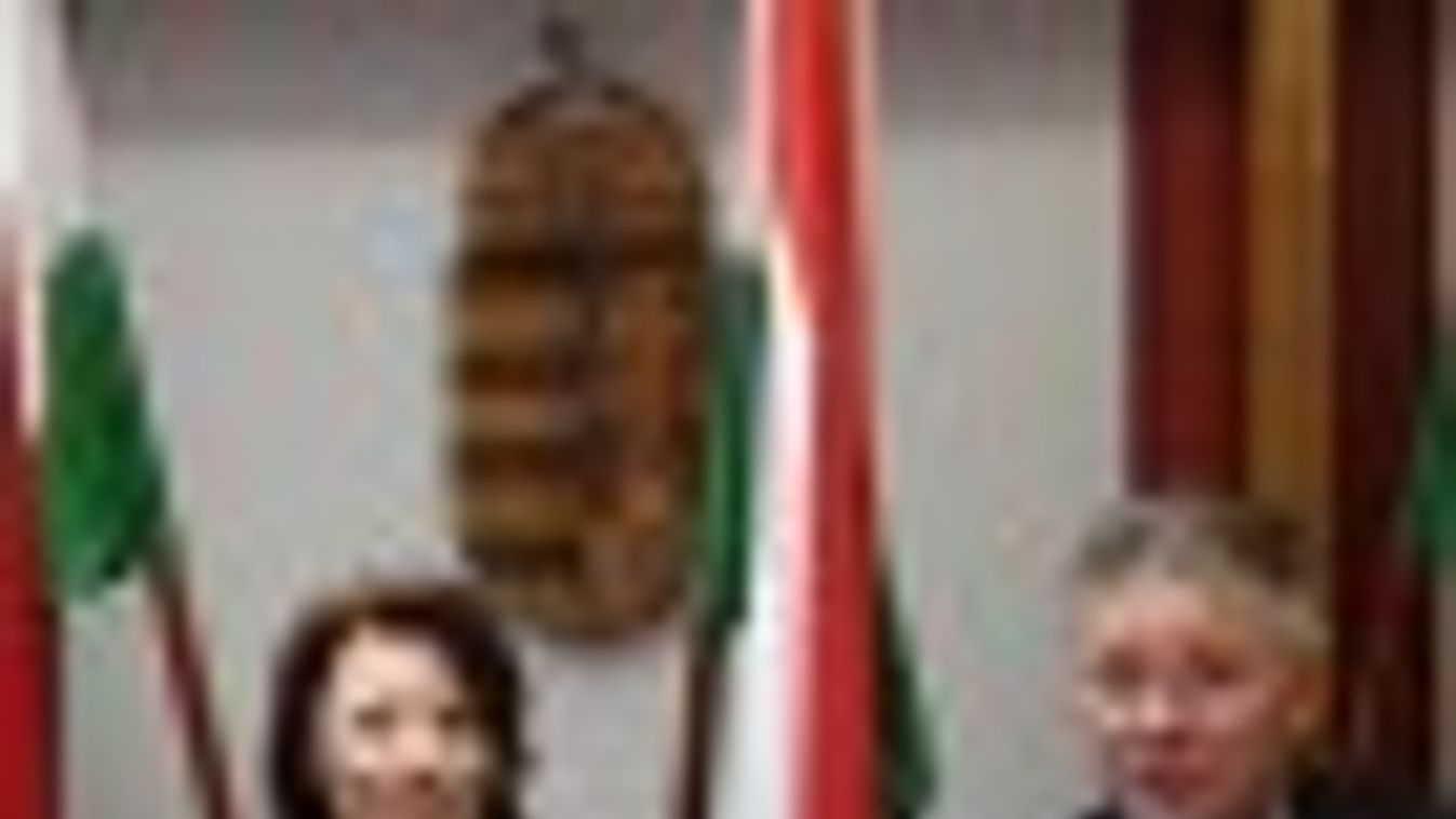 Tizenhét kormányablak nyílik Csongrád megyében + FOTÓK