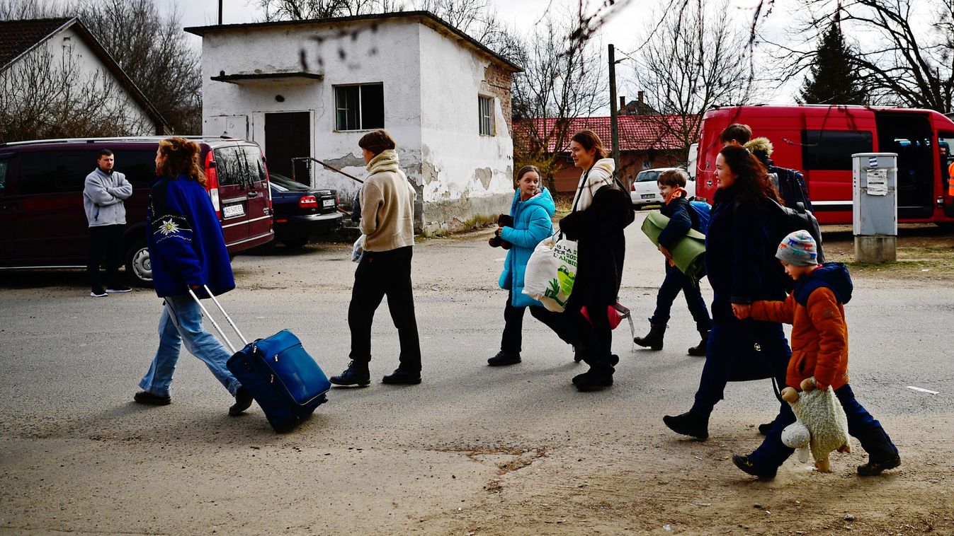 Csütörtökön több mint tizenkétezren érkeztek Magyarországra Ukrajnából