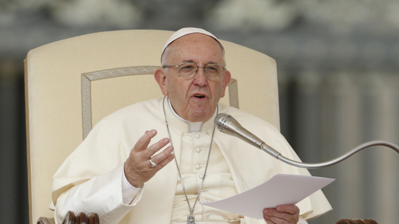 Hivatalos: Ferenc pápa tartja a NEK zárómiséjét szeptember 12-én