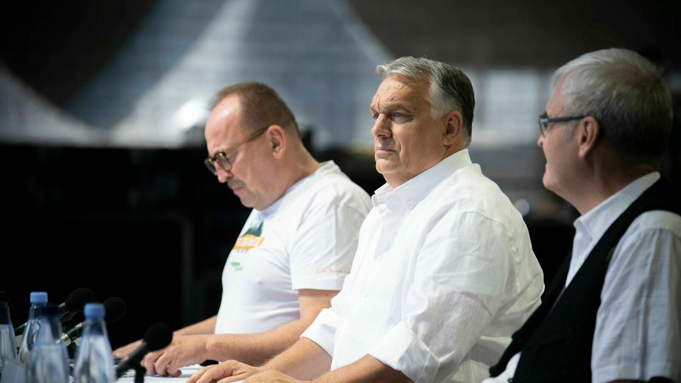 Kimerészelte ejteni a "faj" szót Orbán Viktor és lángba borult az Internet