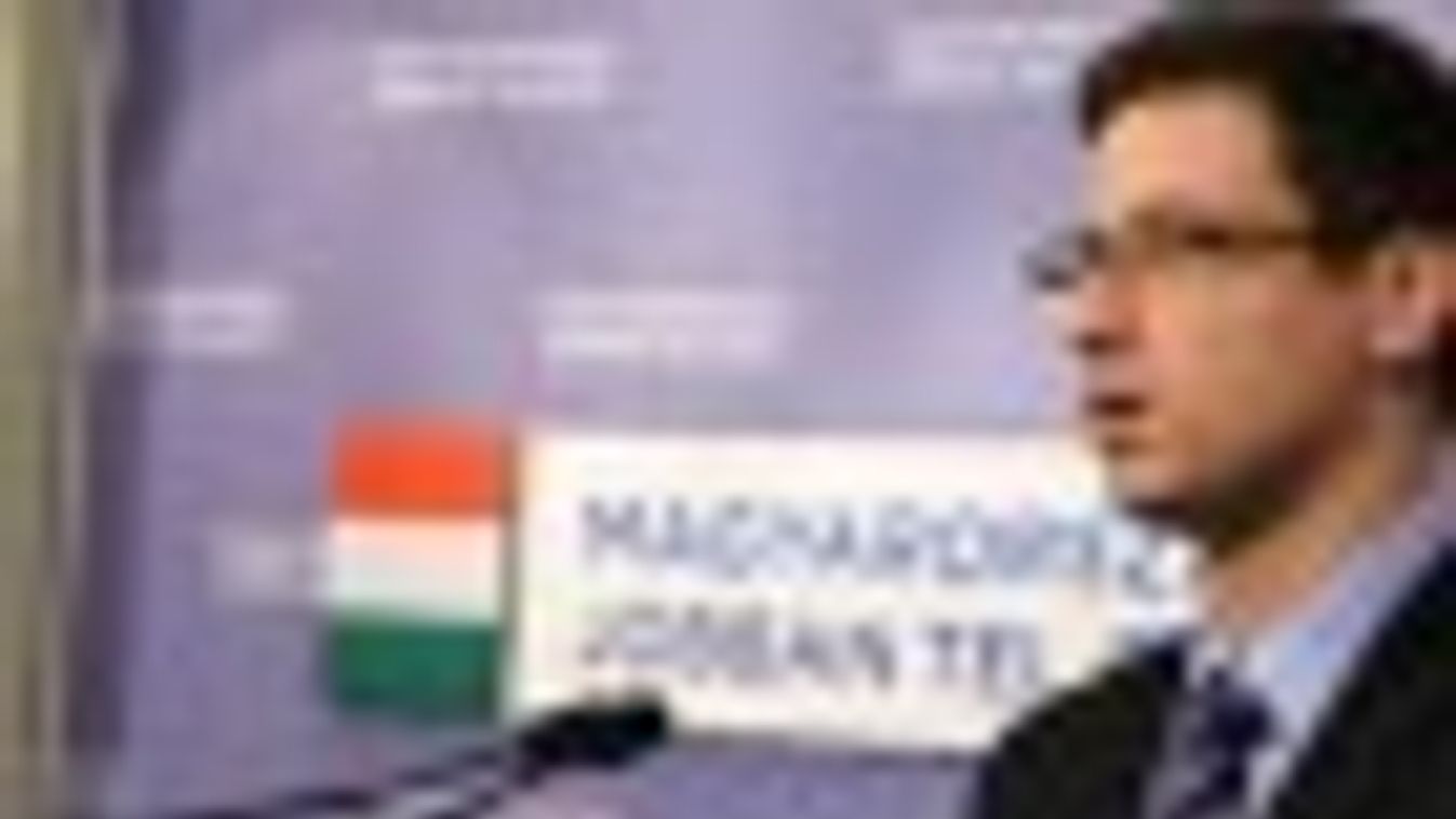 Fidesz: Simon Gábor tisztázza, honnan származik a külföldi számlán tartott vagyona!