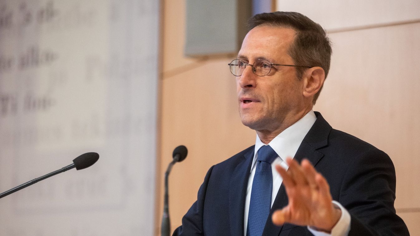 A pénzügyminiszter Szegeden nyugtatta meg az uniós megállapodásért aggódókat