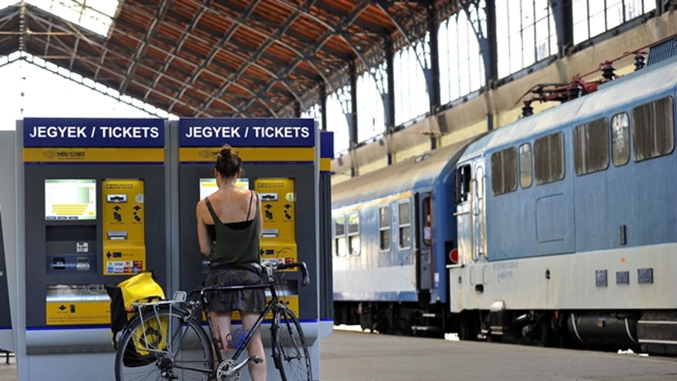 Budapest és Szeged között gyorsítanák az IC-ket, de így széteshet a menetrend