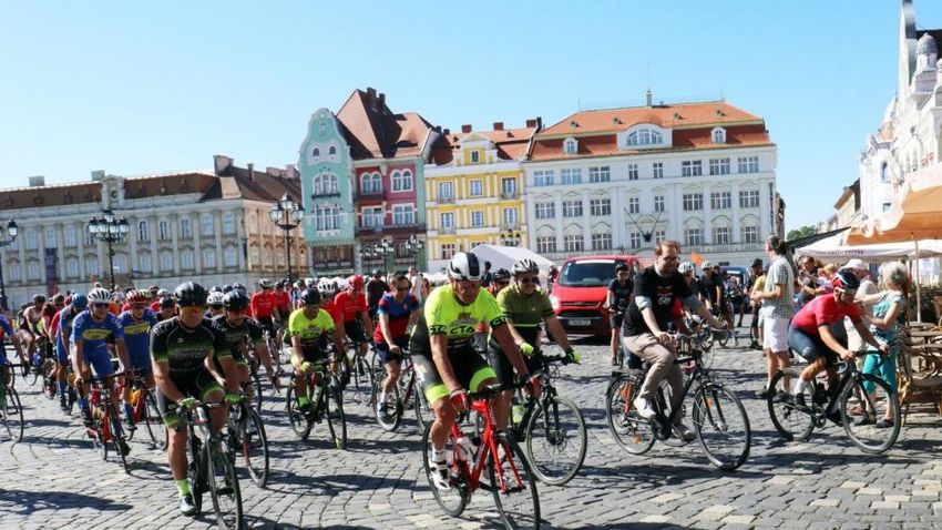 Egy hétvégi kerékpártúra hozta egymáshoz közelebb Szegedet és Temesvárt