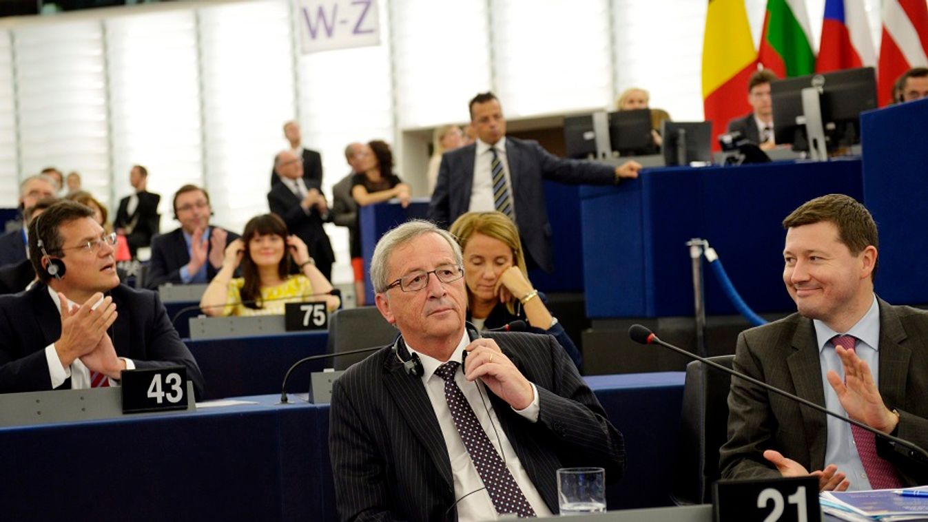 Juncker munkavacsorán látná vendégül a V4-eket