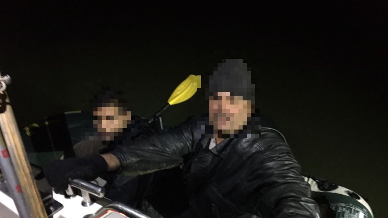 Csónakon próbálkozott hazánkba jutni négy migráns Röszke közelében
