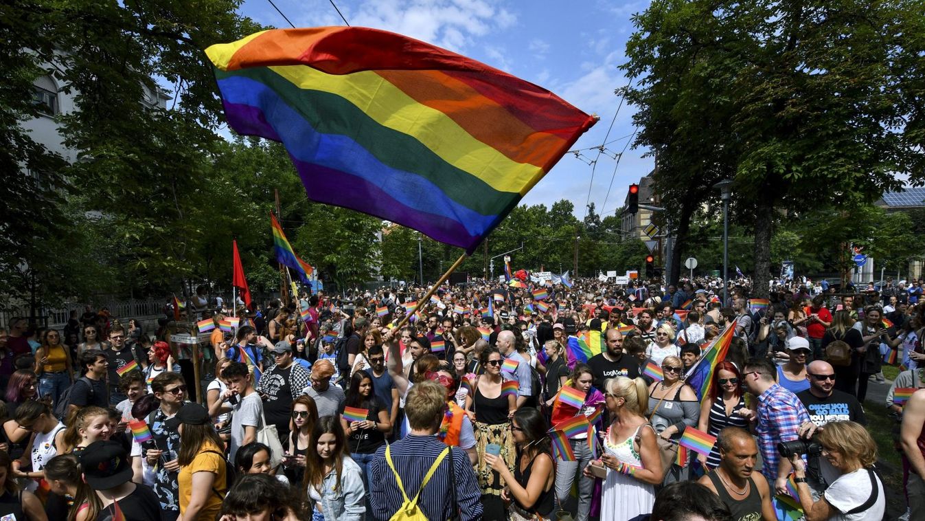 Budapest Pride - Elindult a menet