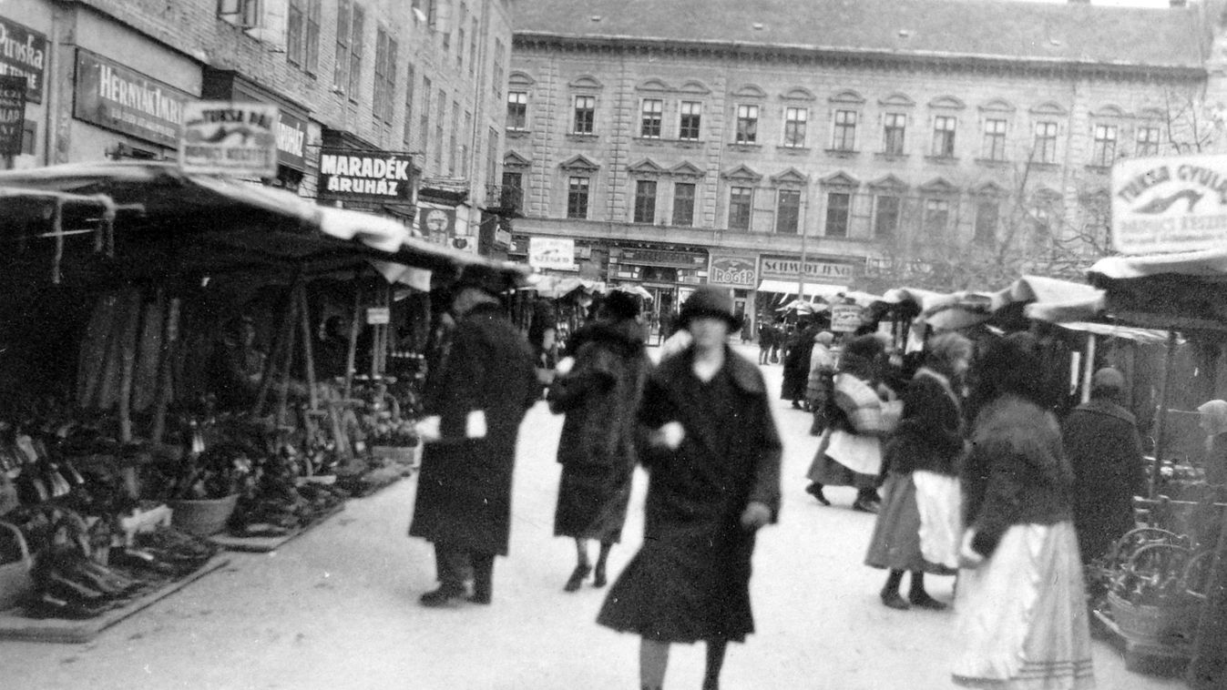 Városkép, 1930-as évek, Szeged: bazár a Széchenyi téren
