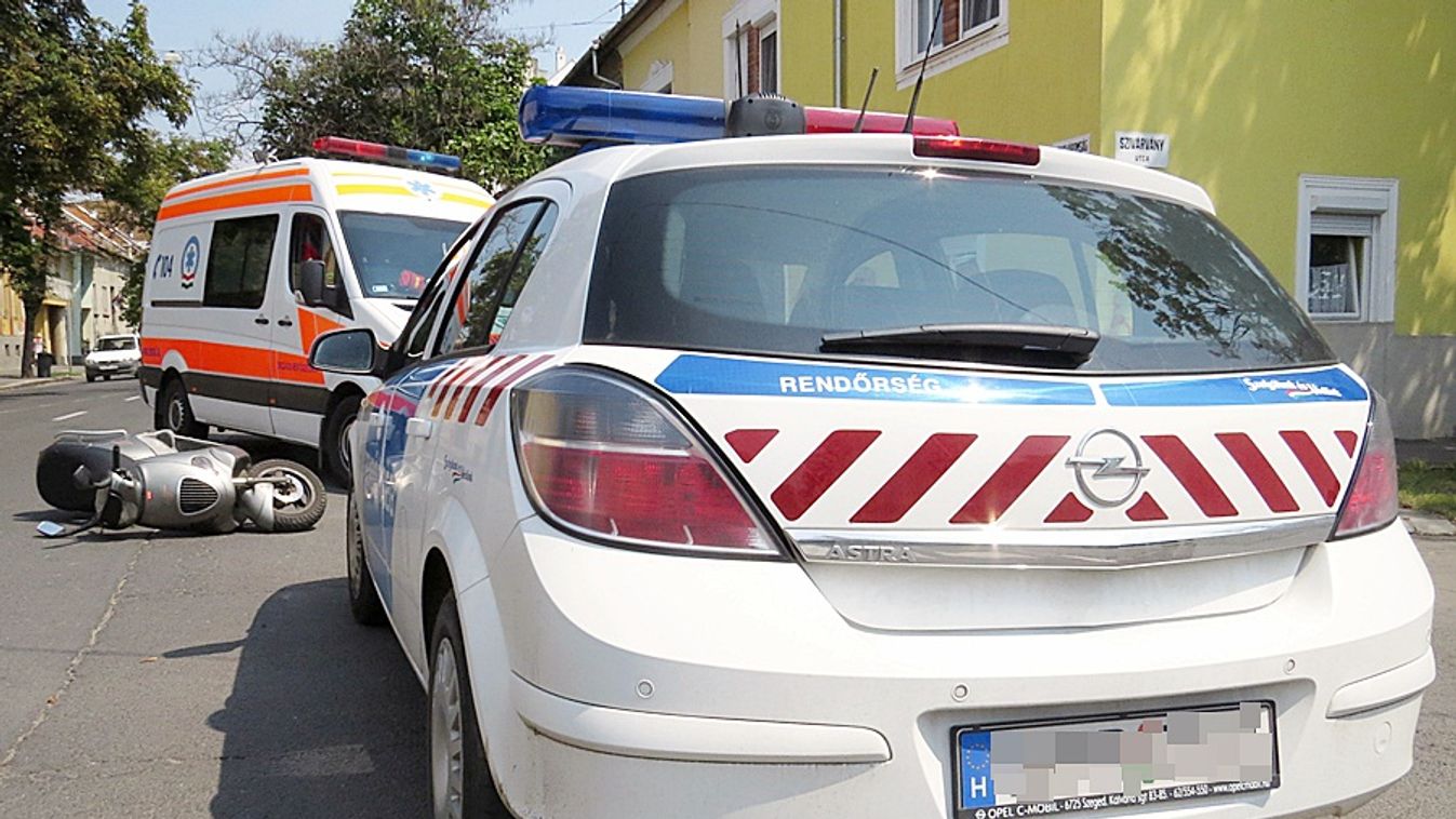 Fát döntött ki egy útról lesodródott autó Magyarcsanádon
