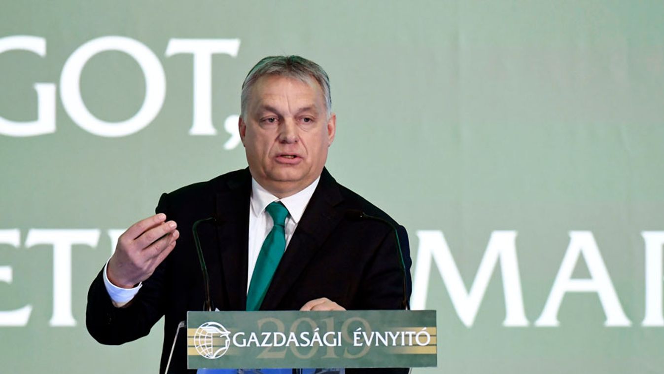 Orbán: demográfiai fordulat és átalakított szakképzés is kell