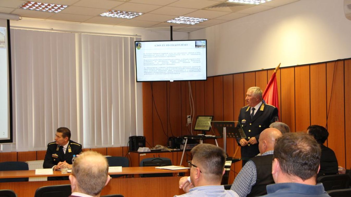 Közbiztonsági fórumokat tartottak Csongrád megyében
