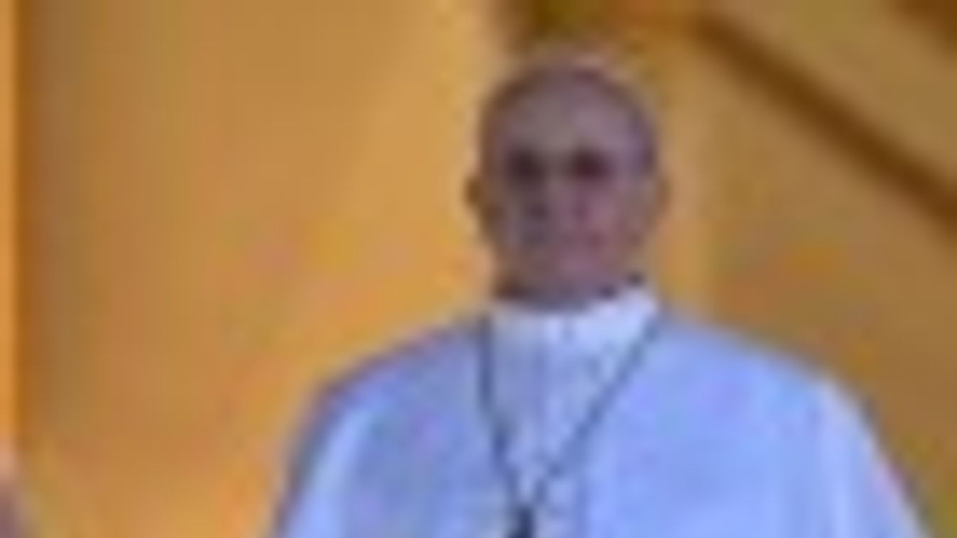 Ferenc pápa bemutatta a húsvéti szentmisét
