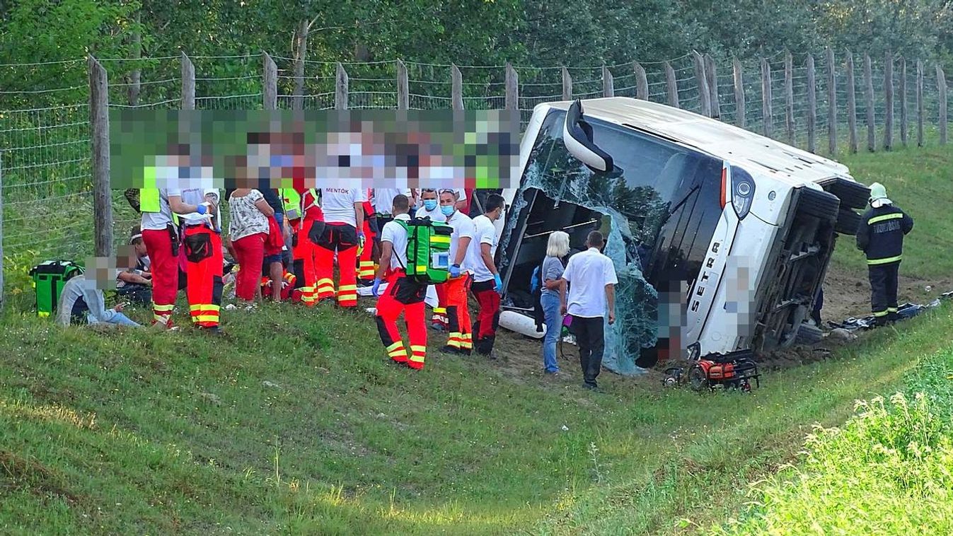 Lengyel ügyészségi vizsgálat is indult a turistabusz balesete ügyében