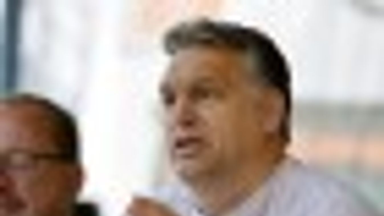 Orbán: Simicskából a sértettség beszél
