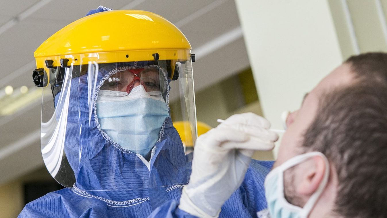 Rohamosan terjed a kór Csongrád-Csanádban, 129 új fertőzöttet szűrtek ki