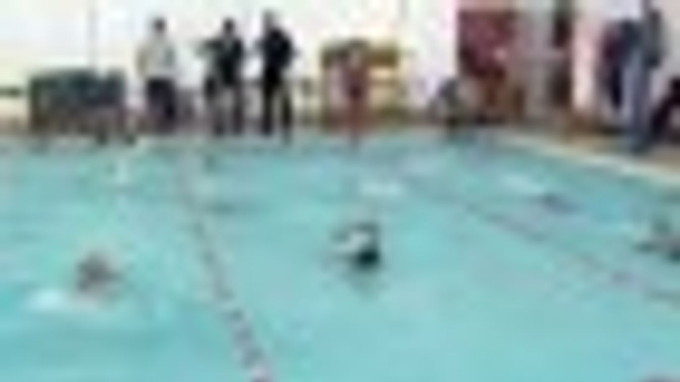 Úszás: A jövő bajnokai Hódmezővásárhelyen tartottak próbát az Eb-re