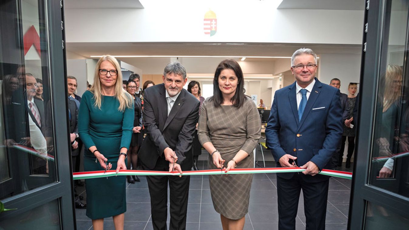 Új kormányablak nyílt Szegeden