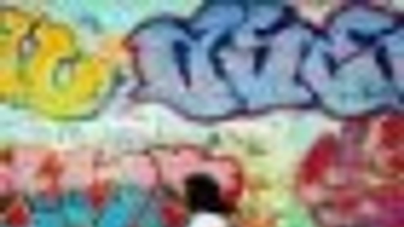 Átadták Szeged első legális graffitifalát