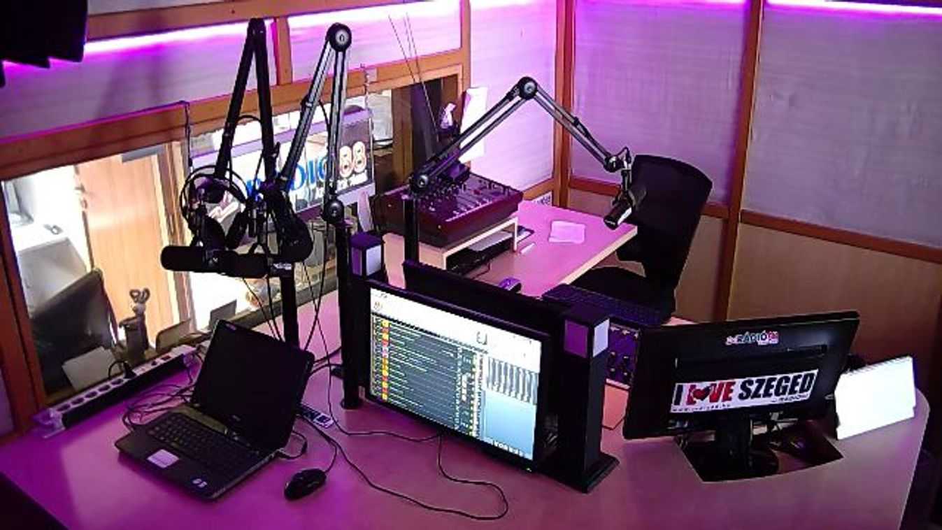 Szegeden forradalmasítják a rádiózást