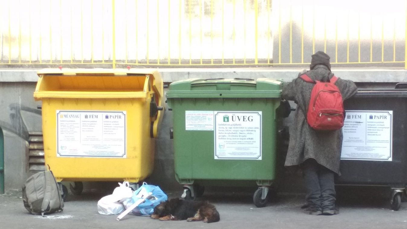 Köhögve koldult a nagyposta előtt egy hajléktalan