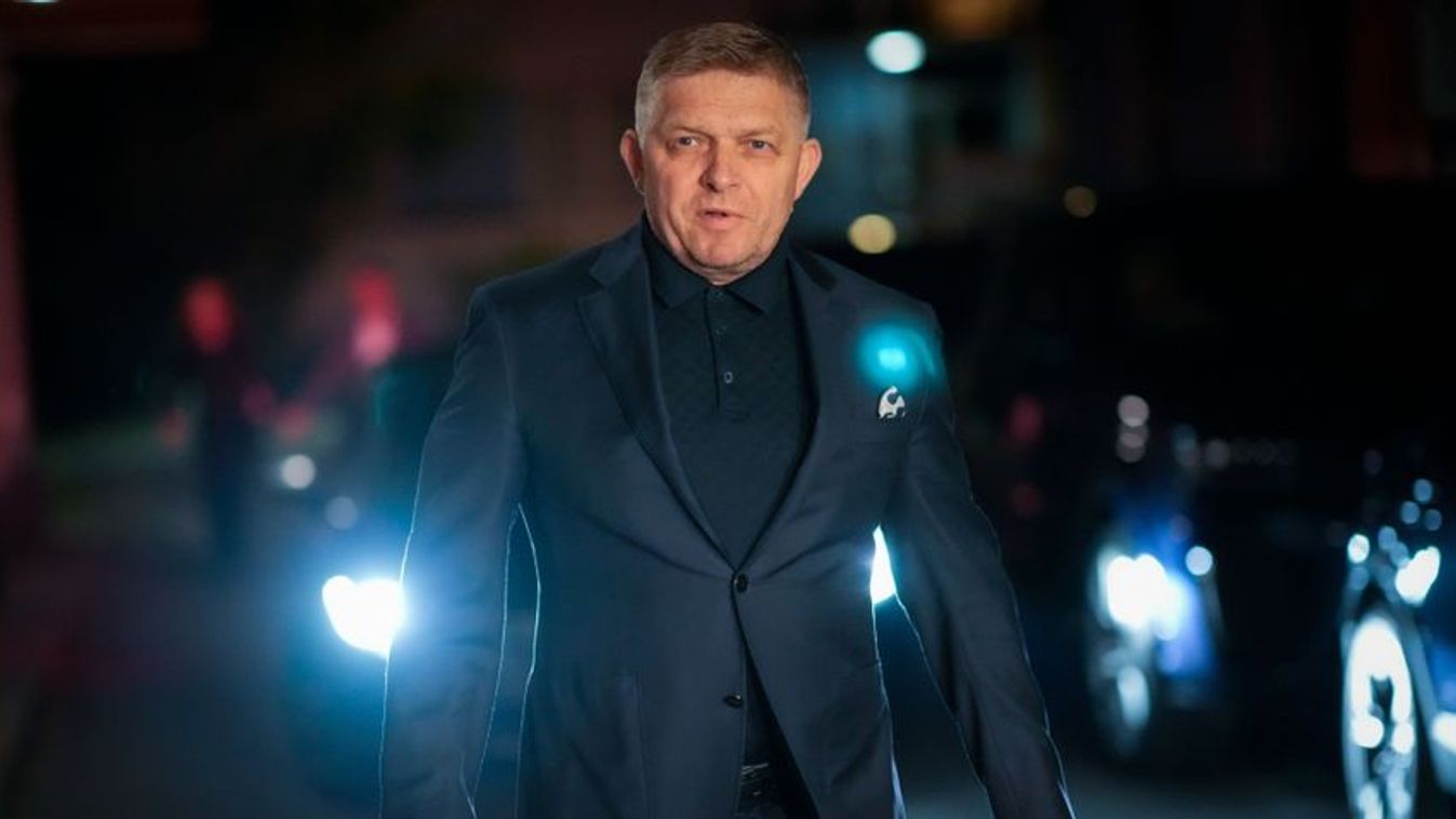 Orbán Viktor gratulált Robert Ficonak a választási győzelméhez