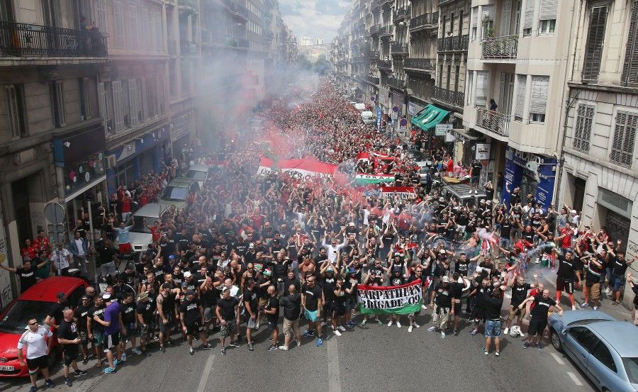 EURO-2016 - Magyar szurkolók Marseille-ben