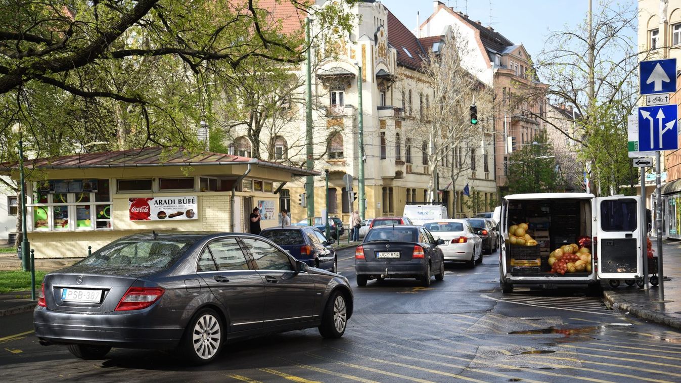 Dugó van Szegeden? Szálljon fel egy buszra!