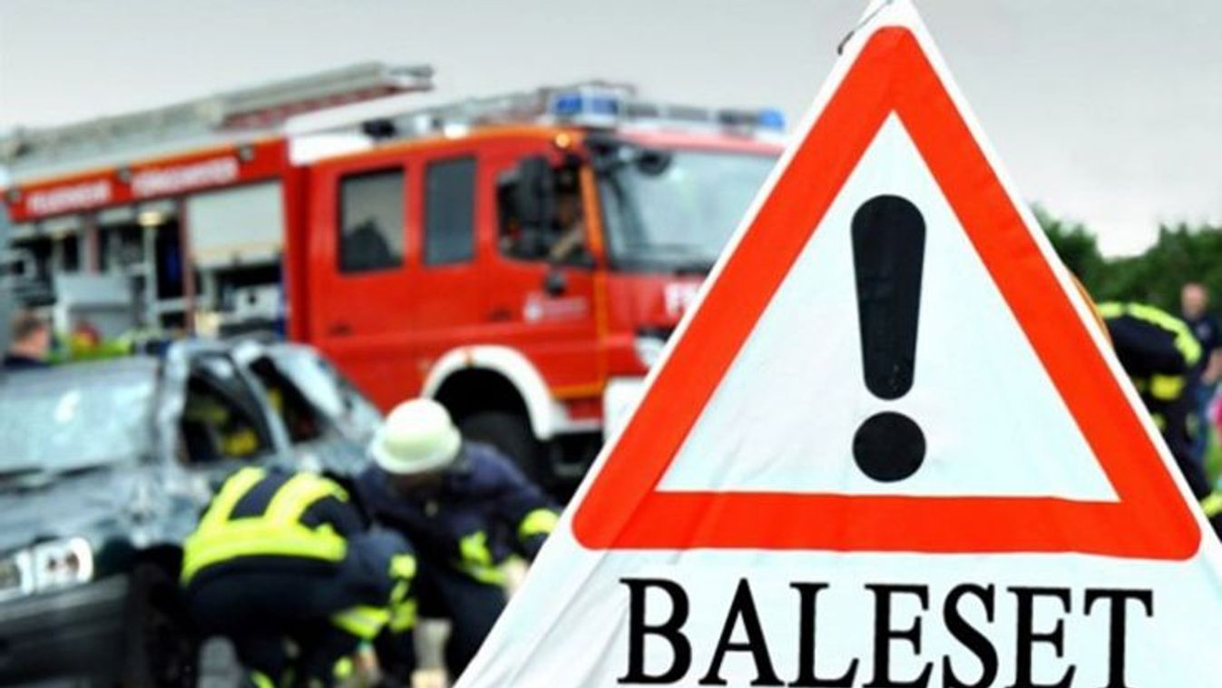 Felborult kamion miatt lezárták az M5-ös autópályát Lajosmizsénél