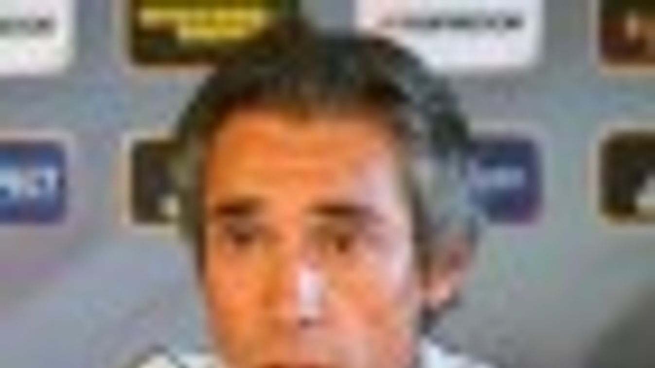 Labdarúgás: Sousa távozott a Videotontól, Conceicao váltja