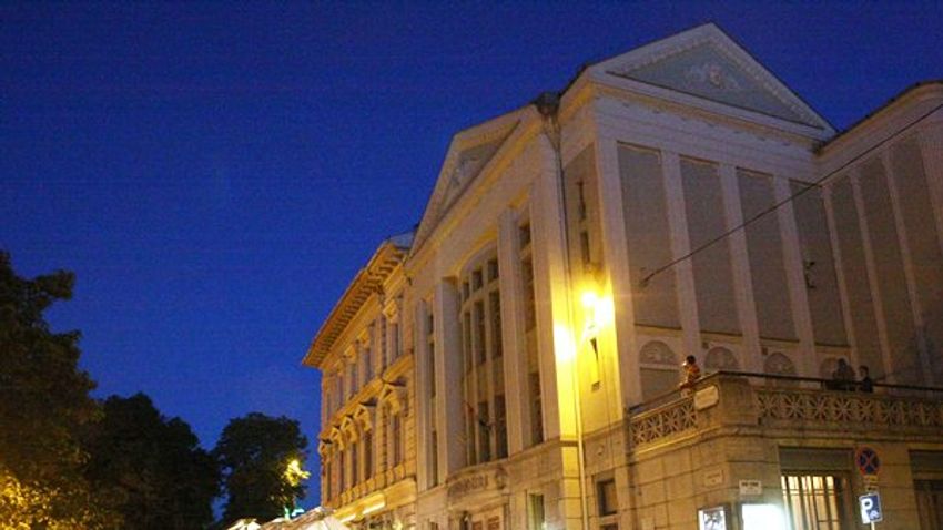 Filmvetítéssel egybekötött közönségtalálkozó a Belvárosi Moziban
