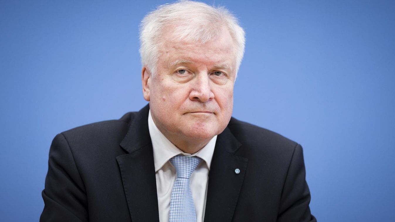 Horst Seehofer: a rugalmas szolidaritás elvét kell alkalmazni a menekültek elosztásának ügyében