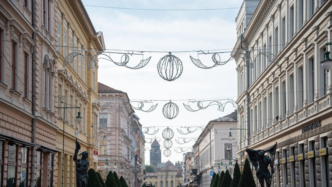 Egyre jobban érződik a karácsonyi hangulat Szegeden - képgaléria