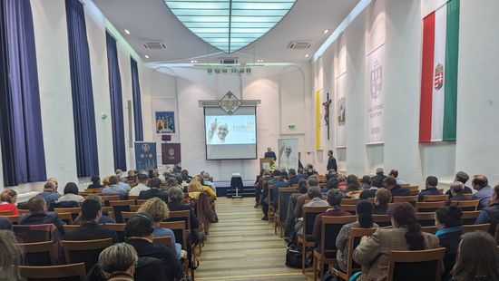 Szegeden tartottak nemzetközi konferenciát a Szentatya útmutatásáról