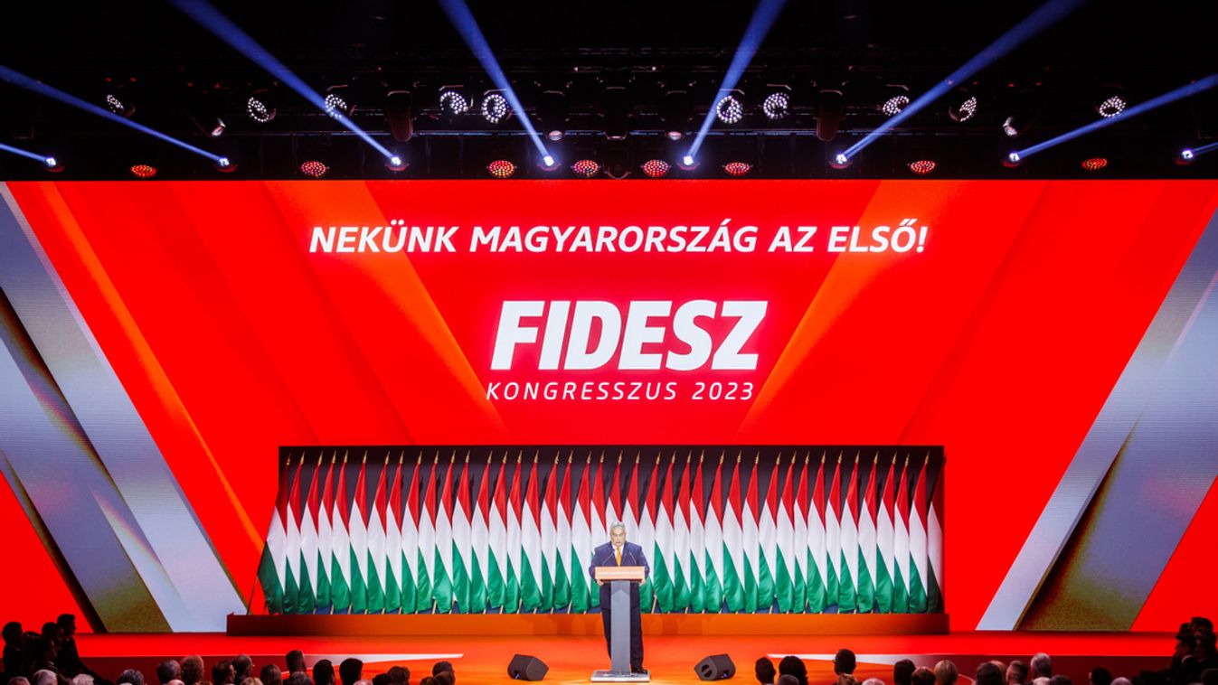 Orbán Viktor: ha így megy tovább "keresztet vethetünk az unióra"