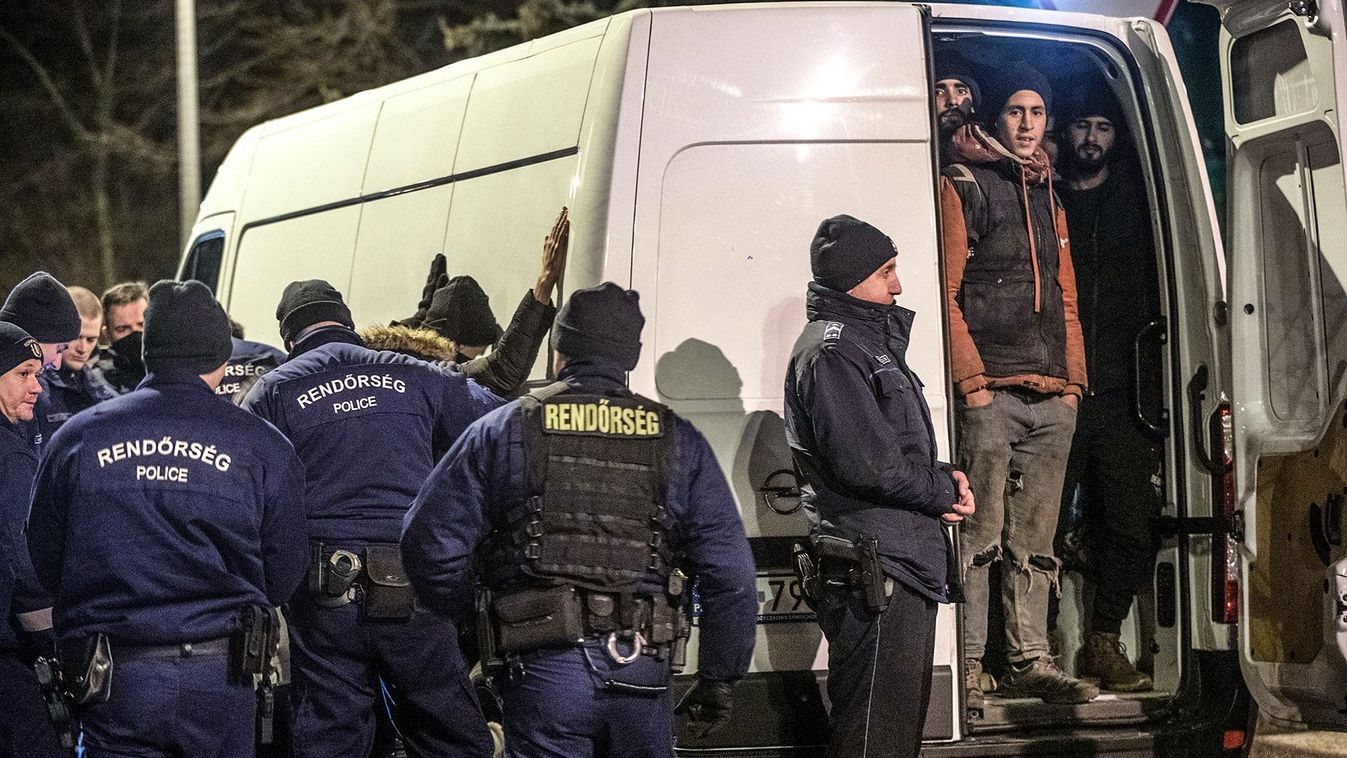 Vádat emeltek Szegeden egy embercsempész bűnszervezet tagjai ellen