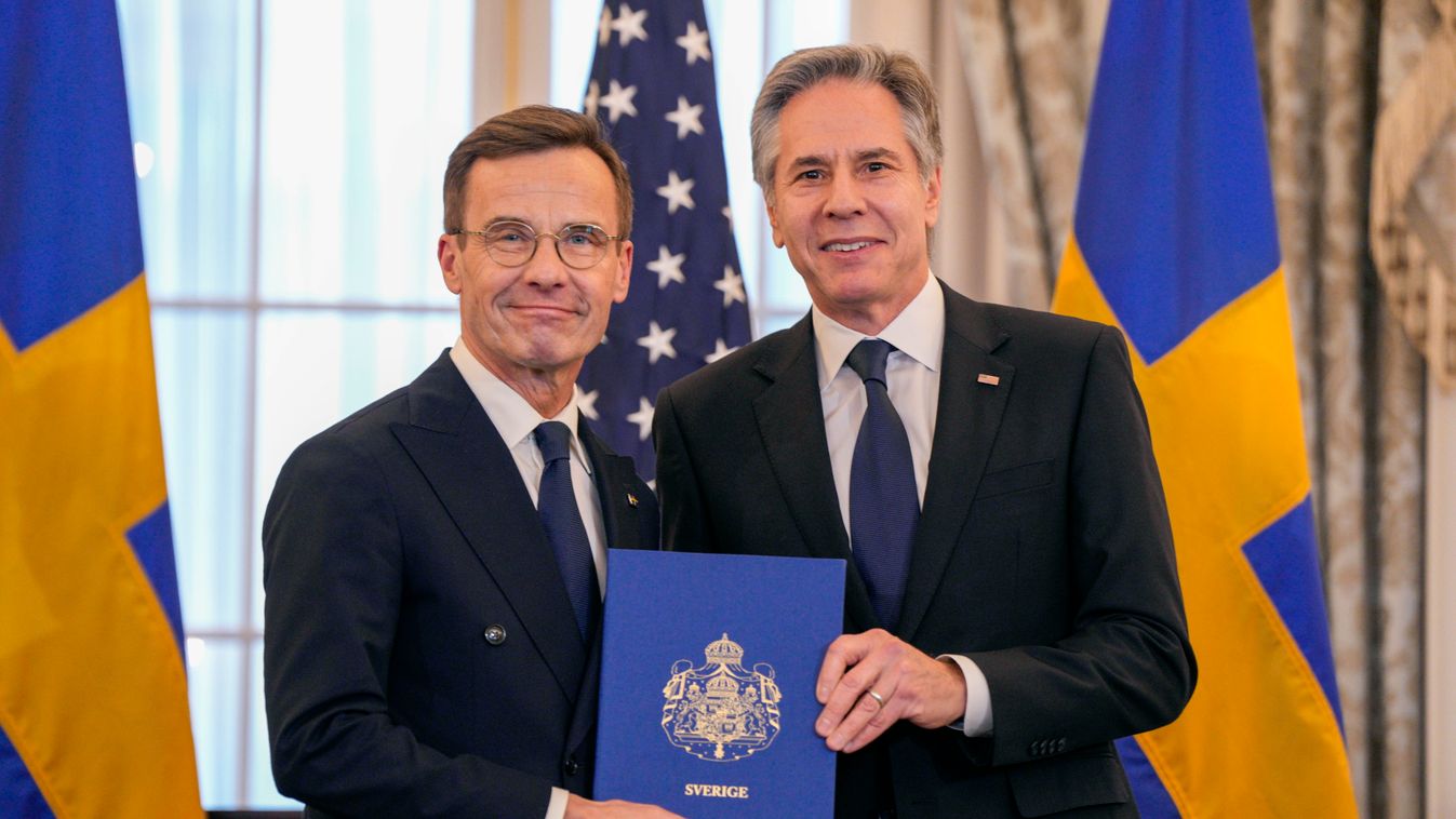 Hivatalos: Svédország a NATO tagjává vált