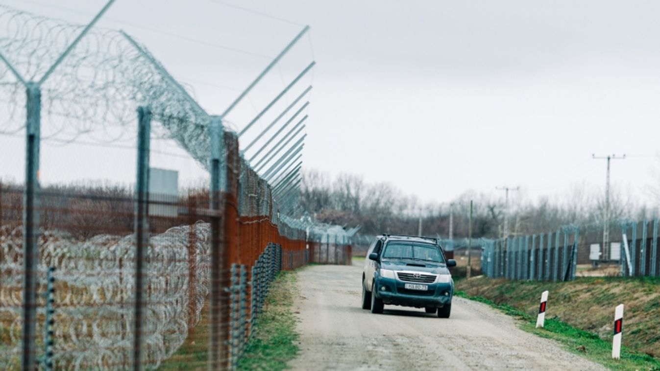 Öt migránst tartóztattak fel a határzárnál