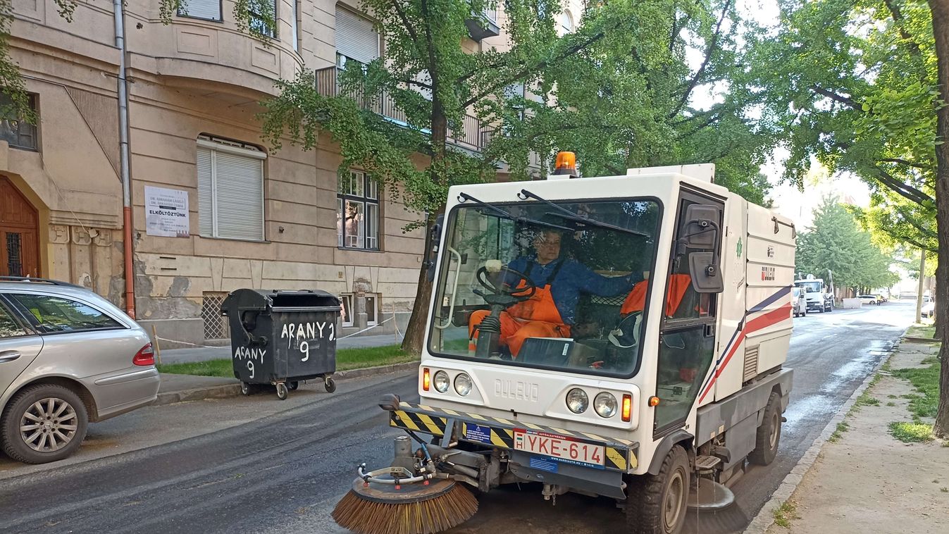 Ismét takarítanak a belvárosban Szegeden