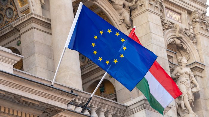  Menczer Tamás: a Fidesz-KDNP folytatja az aláírásgyűjtést az EP-választáshoz